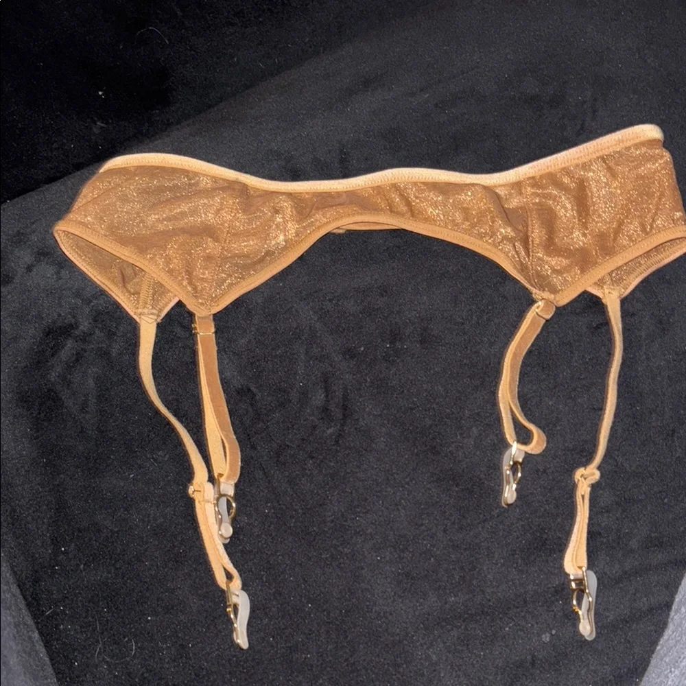 SKIMS Tan Gold Garter Belt small adjustable intimate wear